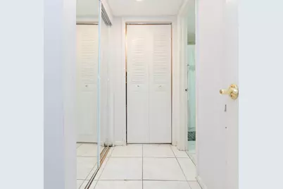 895 N Village Drive N #204, Saint Petersburg, FL 33716 - Photo 21
