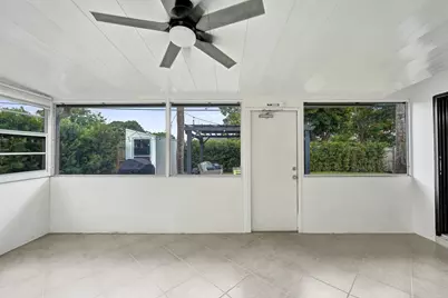 4521 NE 2nd Avenue, Oakland Park, FL 33334 - Photo 37