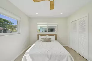 4521 NE 2nd Ave, Oakland Park, FL 33334 - Photo 21