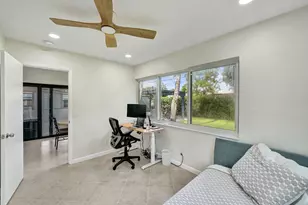 4521 NE 2nd Ave, Oakland Park, FL 33334 - Photo 19