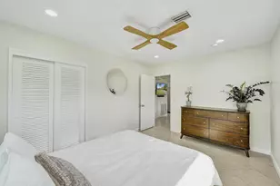 4521 NE 2nd Ave, Oakland Park, FL 33334 - Photo 23