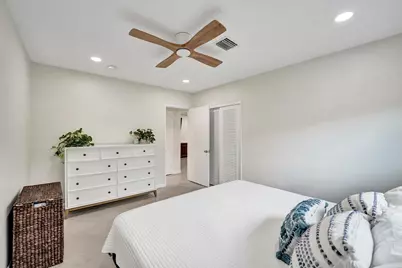 4521 NE 2nd Avenue, Oakland Park, FL 33334 - Photo 27