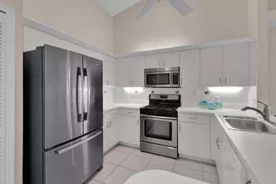 329 NW Tuscany Court, Port Saint Lucie, FL 34986 - Photo 15