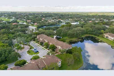 3501 Lakeside Drive, Davie, FL 33328 - Photo 43
