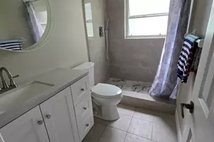 3800 Oaks Clubhouse Dr, Pompano Beach, FL 33069 - Photo 17