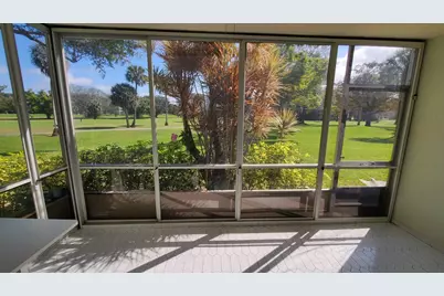 3800 Oaks Clubhouse Drive #112, Pompano Beach, FL 33069 - Photo 17