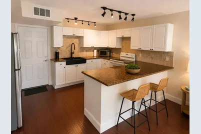 725 Hummingbird Way #210, North Palm Beach, FL 33408 - Photo 9