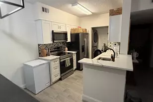 10306 Fox Trail Rd S, West Palm Beach, FL 33411 - Photo 3