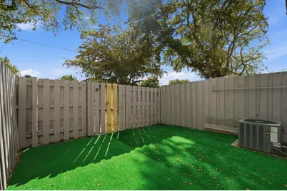 3913 NW 76th Terrace, Hollywood, FL 33024 - Photo 13