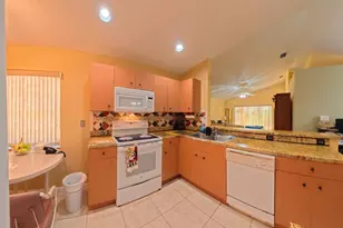 3576 Stratton Ln, Boynton Beach, FL 33436 - Photo 13
