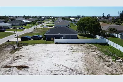 2713 NW 5th Terrace, Cape Coral, FL 33993 - Photo 5