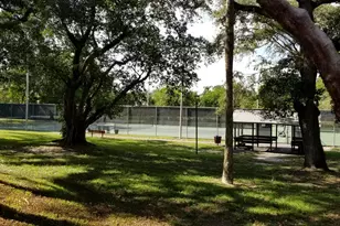 9441 Evergreen Pl, Davie, FL 33324 - Photo 37