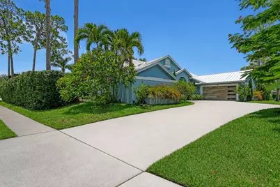12925 Saint Davids Court, Wellington, FL 33414 - Photo 9