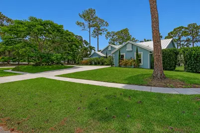 12925 Saint Davids Court, Wellington, FL 33414 - Photo 11