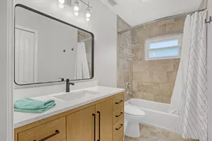 12925 St Davids Ct, Wellington, FL 33414 - Photo 33