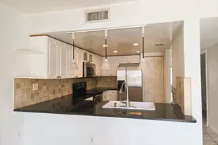 9187 Fontainebleau Blvd, Miami, FL 33172 - Photo 3