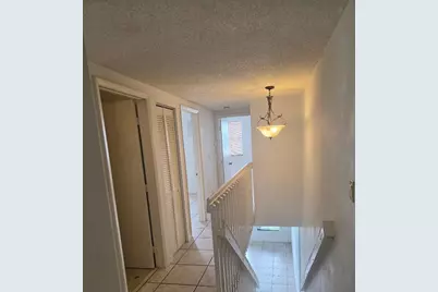 9187 Fontainebleau Boulevard #419, Miami, FL 33172 - Photo 9