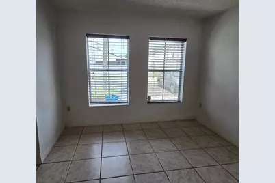 9187 Fontainebleau Boulevard #419, Miami, FL 33172 - Photo 11