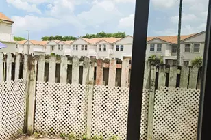 9187 Fontainebleau Blvd, Miami, FL 33172 - Photo 17