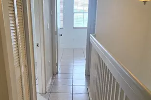 9187 Fontainebleau Blvd, Miami, FL 33172 - Photo 7