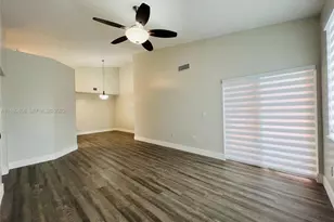 6944 SW 39th St, Davie, FL 33314 - Photo 7