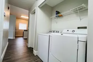 6944 SW 39th St, Davie, FL 33314 - Photo 13