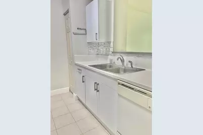 630 S Sapodilla Avenue #204, West Palm Beach, FL 33401 - Photo 5
