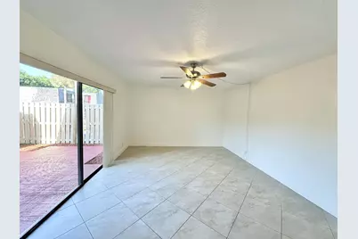 251 Lake Arbor Drive, Palm Springs, FL 33461 - Photo 23