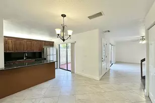 251 Lake Arbor Dr, Palm Springs, FL 33461 - Photo 13