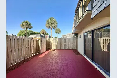 251 Lake Arbor Drive, Palm Springs, FL 33461 - Photo 5