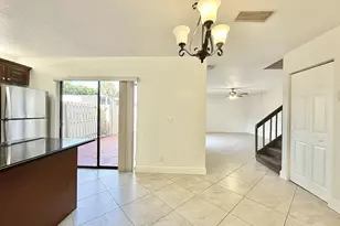 251 Lake Arbor Dr, Palm Springs, FL 33461 - Photo 15