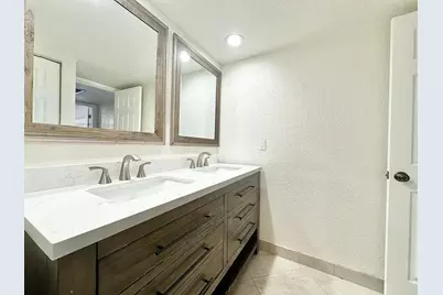 251 Lake Arbor Drive, Palm Springs, FL 33461 - Photo 33
