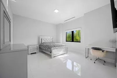 11350 NW 8th Street, Plantation, FL 33325 - Photo 35