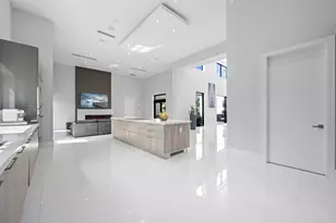 11350 NW 8th St, Plantation, FL 33325 - Photo 15