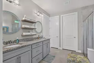 604 SE Monteiro Dr, Port Saint Lucie, FL 34984 - Photo 27
