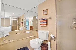 107 Half Moon Cir, Hypoluxo, FL 33462 - Photo 31