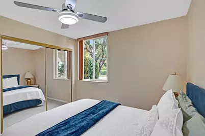 107 Half Moon Circle #H1, Hypoluxo, FL 33462 - Photo 35