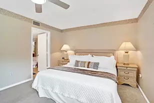 107 Half Moon Cir, Hypoluxo, FL 33462 - Photo 27