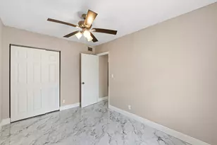 166 SW 3rd St, Deerfield Beach, FL 33441 - Photo 15