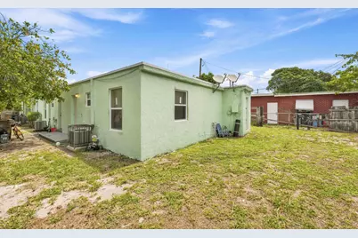 166 SW 3rd Street #A-d, Deerfield Beach, FL 33441 - Photo 17
