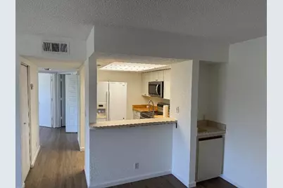 1531 SE Royal Green Circle #Unit 106, Port Saint Lucie, FL 34952 - Photo 3