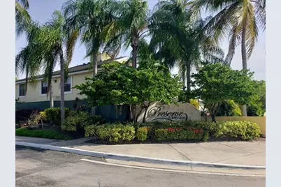 3959 NW 87th Avenue, Sunrise, FL 33351 - Photo 9