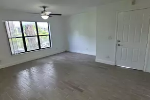 3959 NW 87th Ave, Sunrise, FL 33351 - Photo 3