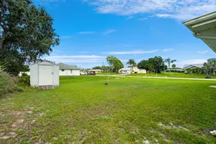2297 SE Marsh Ave, Port Saint Lucie, FL 34952 - Photo 33