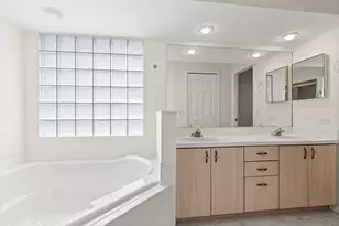 2297 SE Marsh Ave, Port Saint Lucie, FL 34952 - Photo 21