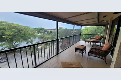 6010 S Falls Cir Drive #423, Lauderhill, FL 33319 - Photo 15