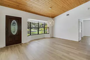 15095 71st Dr N, Palm Beach Gardens, FL 33418 - Photo 3