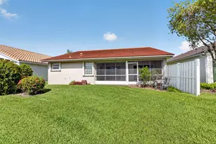 9875 Harbour Lake Cir, Boynton Beach, FL 33437 - Photo 39