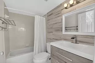 4310 Village Dr, Delray Beach, FL 33445 - Photo 47