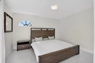 4310 Village Dr, Delray Beach, FL 33445 - Photo 19